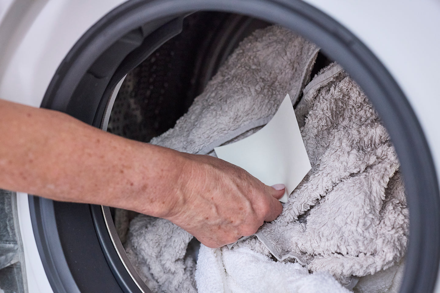 VANILLA CASHMERE & COCONUT LAUNDRY DETERGENT SHEETS